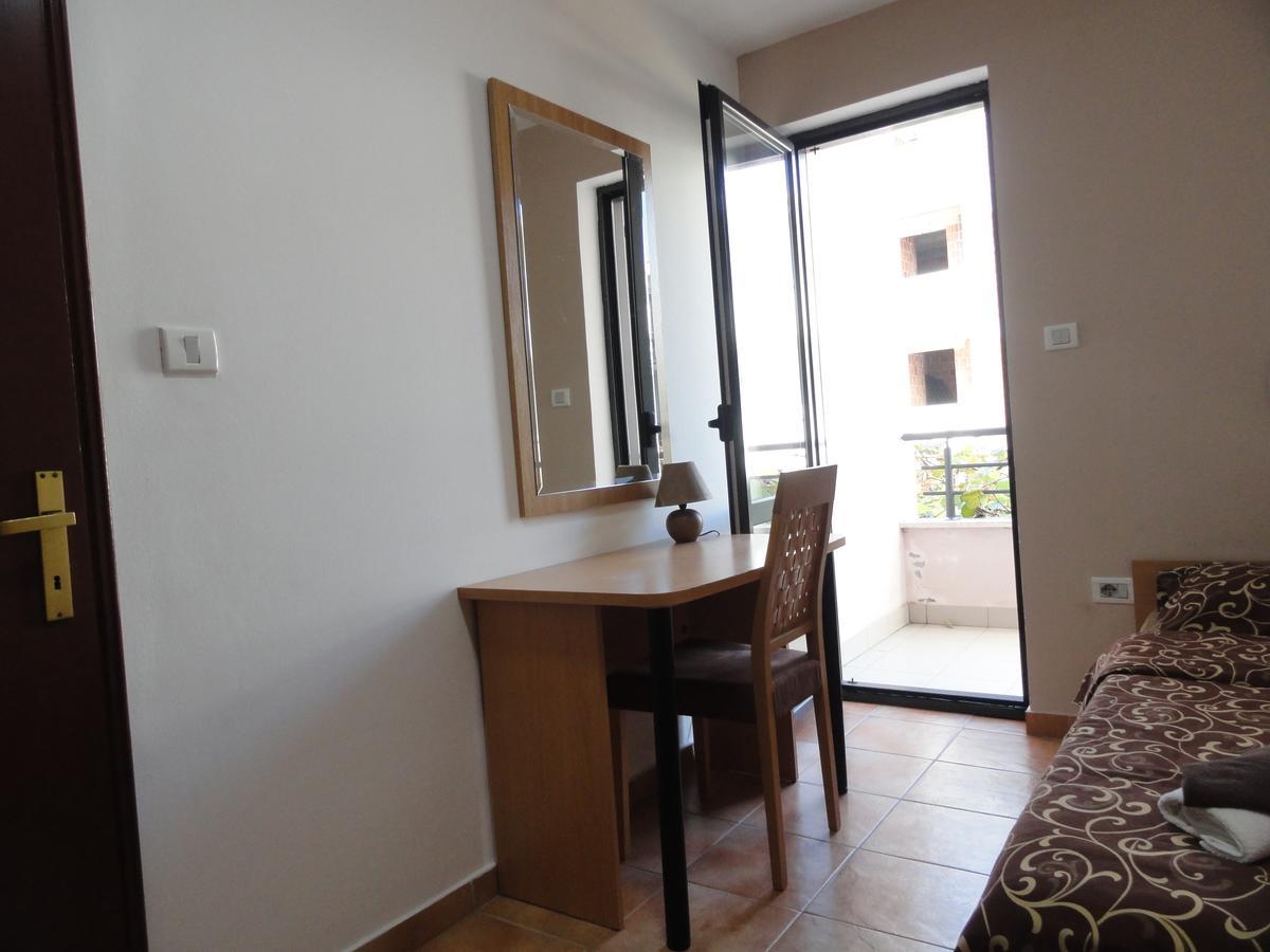 Apartments Mare Budva Exterior photo