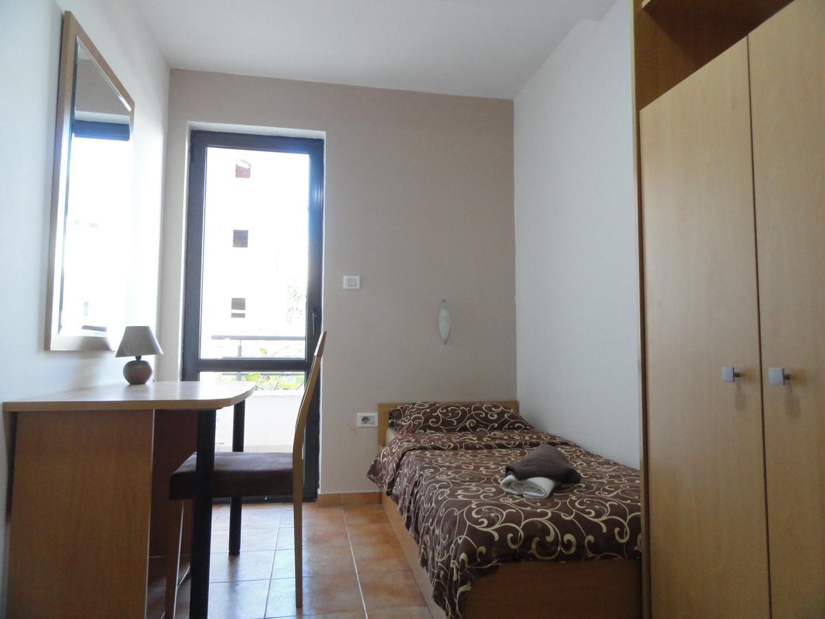 Apartments Mare Budva Room photo