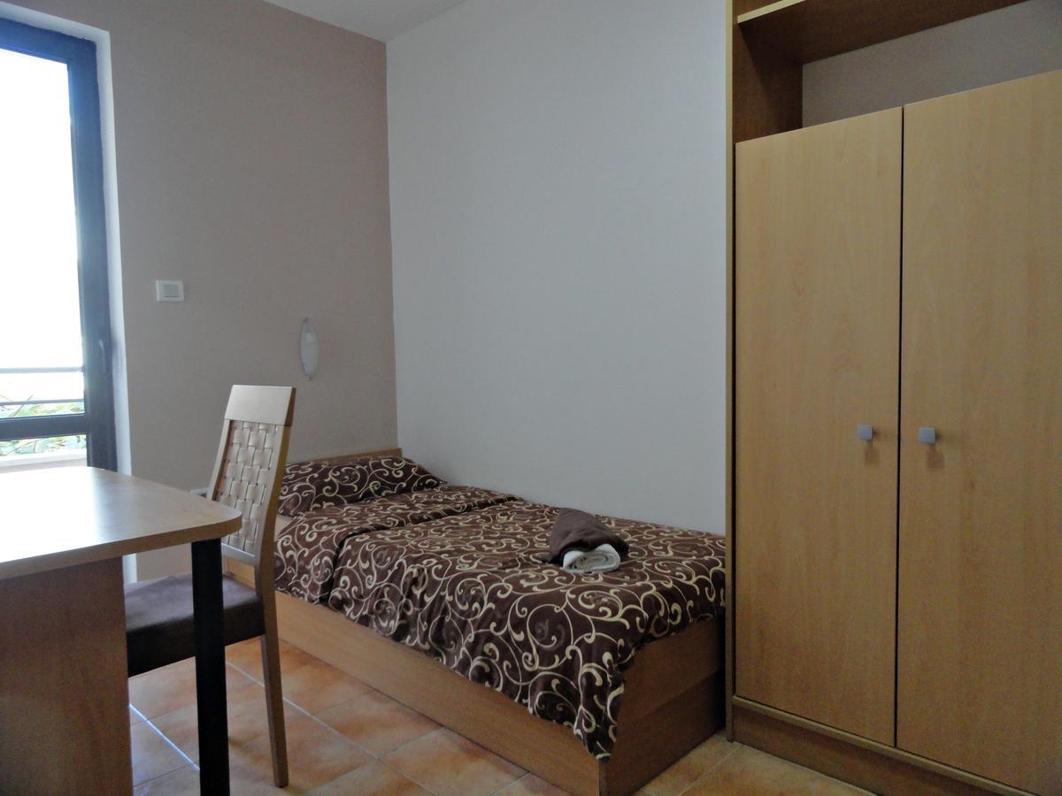 Apartments Mare Budva Room photo