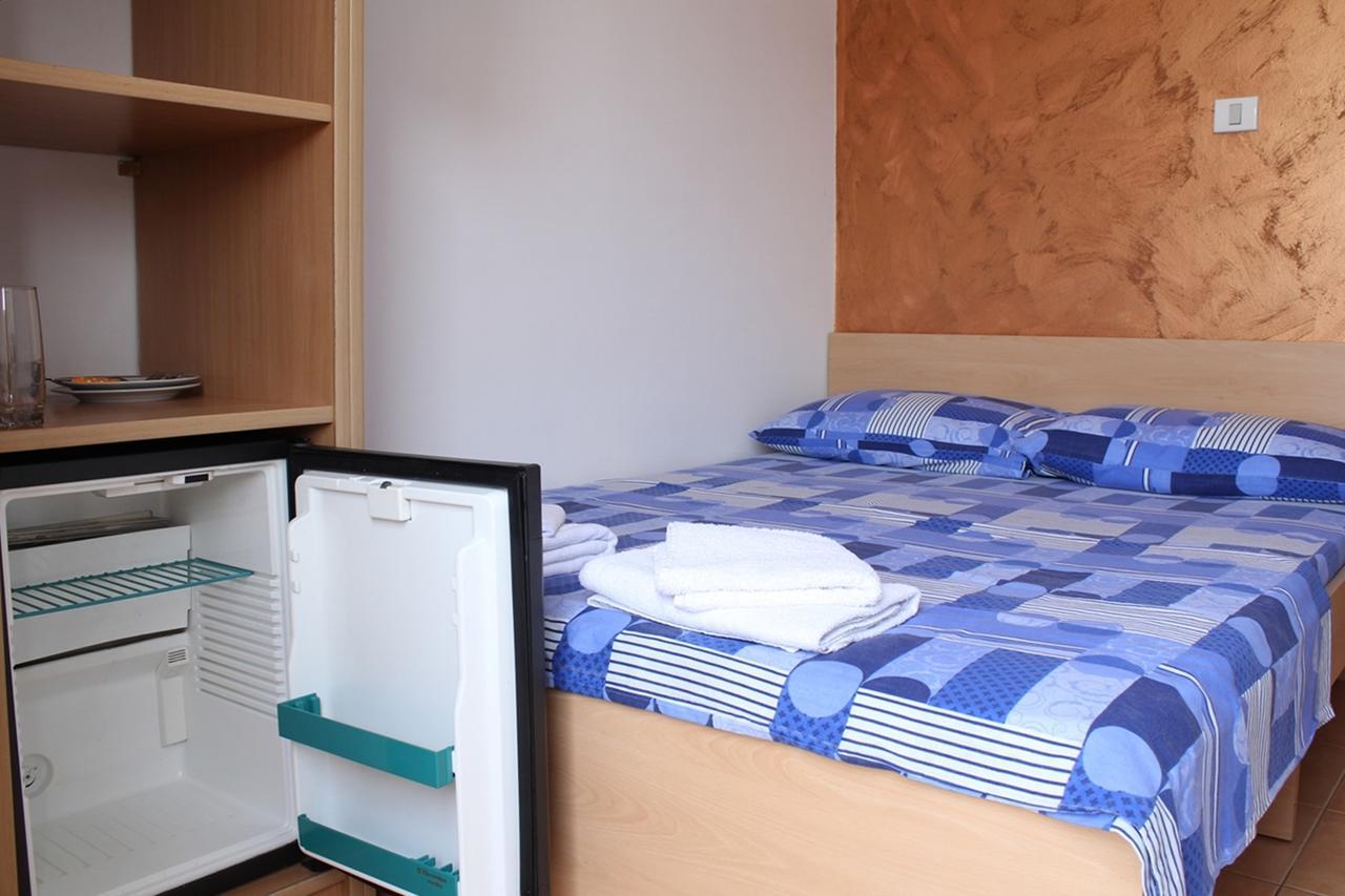Apartments Mare Budva Room photo