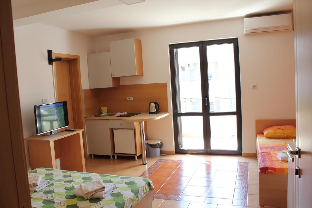 Apartments Mare Budva Exterior photo