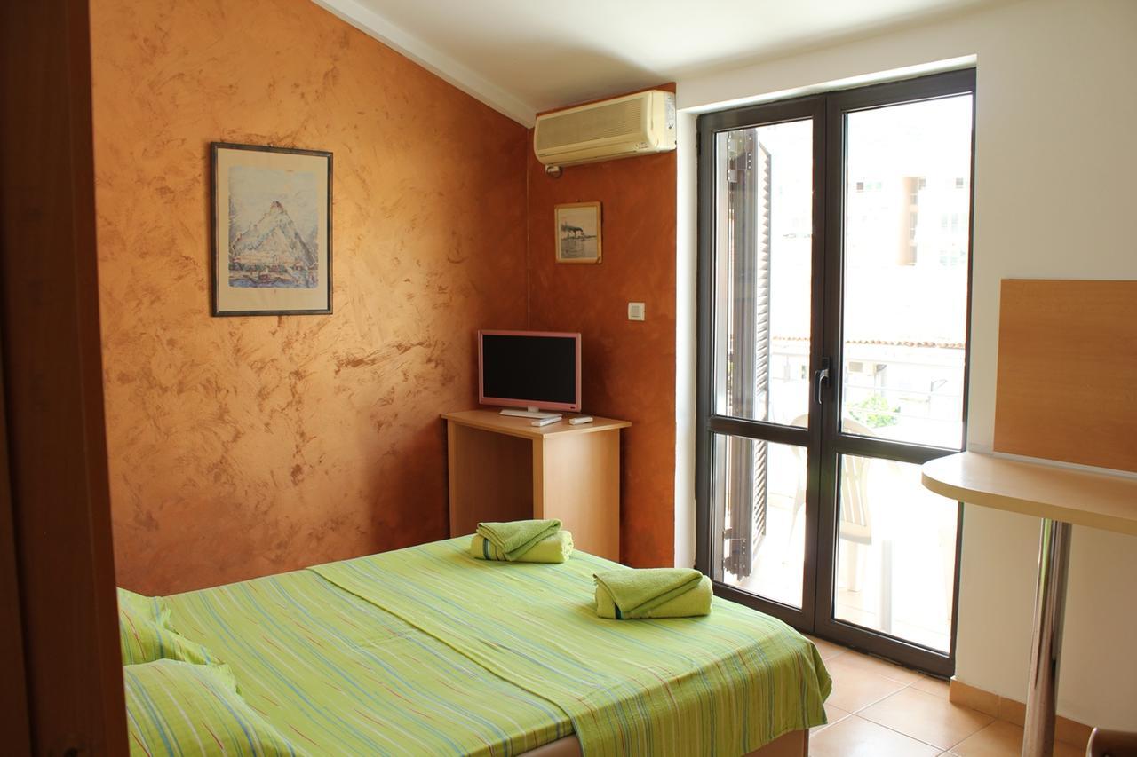 Apartments Mare Budva Room photo